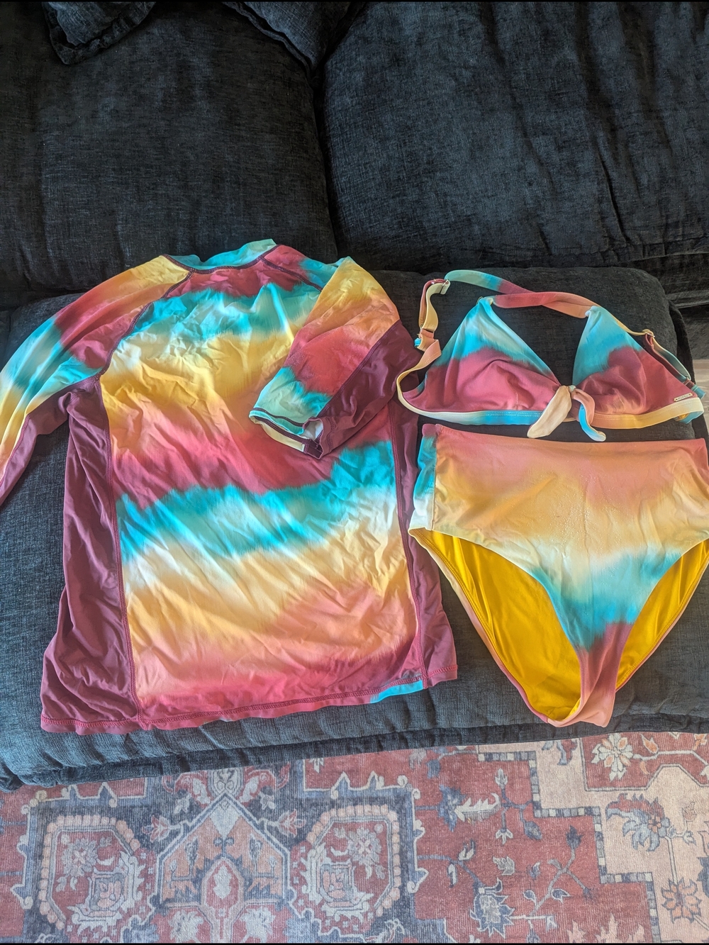 3-piece Far West Rash Gaurd Biniki Set